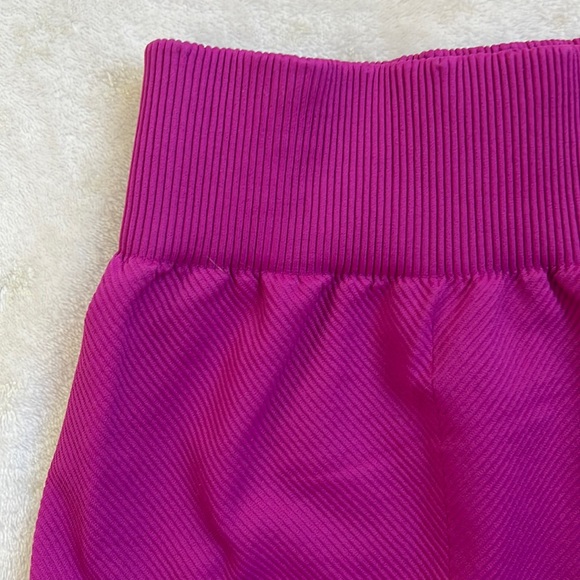 NEW-🌺free people flirty shorty short ruffled hem line - Picture 9 of 16